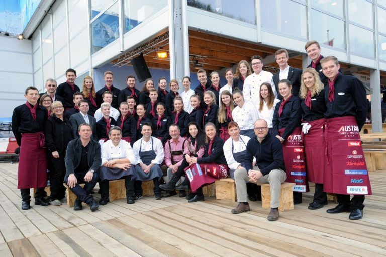 Zeigten in Sotschi eine olympische Leistung: Die Mitarbeiter des Götzner Caterers Seidl. Foto: ÖOC Spiess