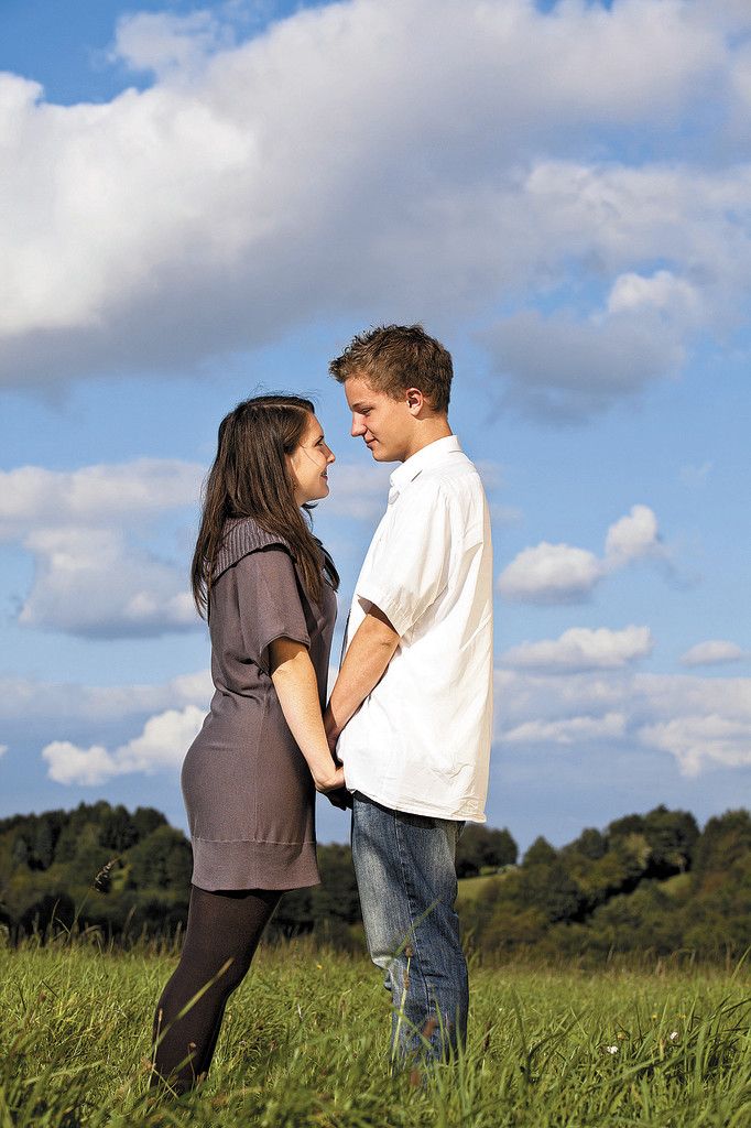 Glücksgefühle haben viele Ursachen. Liebe ist die wichtigste.  fotolia