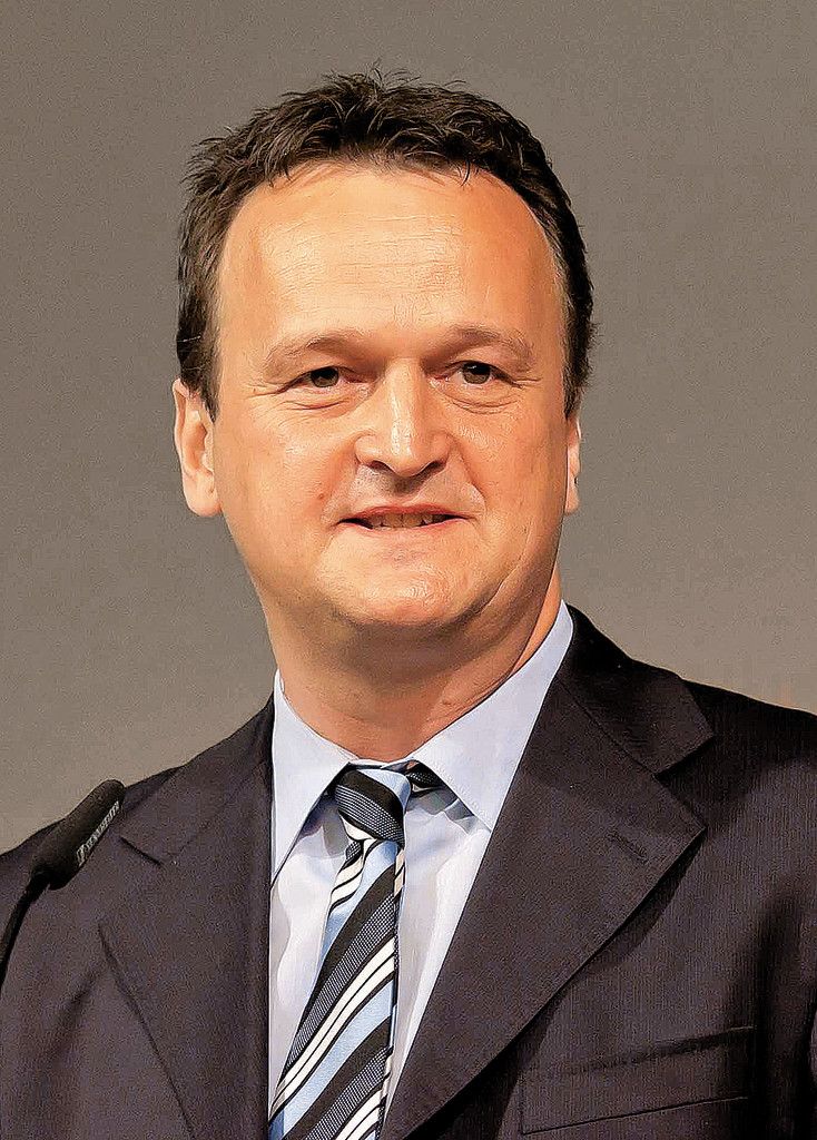 Hanno Settele,Journalist, Washington.Als Beobachter will ich nicht sagen, wen ich als Präsidenten haben möchte. Ich hoffe aber, dass es im Unterschied zu 2000 ein Wahlergebnis gibt, das keinen Zweifel da­ran lässt, wer Präsident wird.