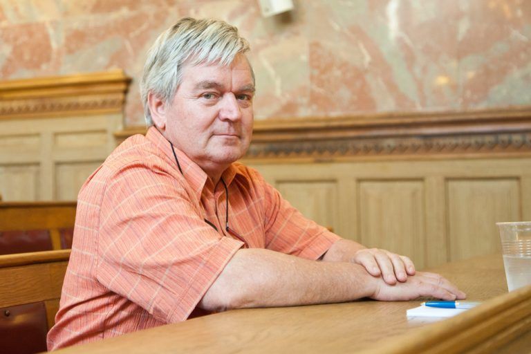 Helmut Hagen, Geschädigter Für mich als Betroffenen ist nicht erklärbar, dass man den Prozess heute nicht zu Ende gebracht hat. Jetzt zieht sich die Causa wieder in die Länge. Und die Kosten werden steigen.