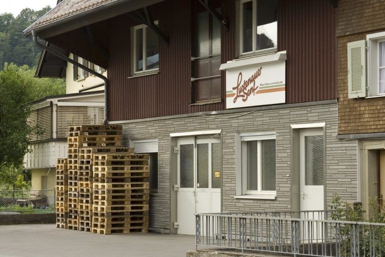 Hier wird der erfolgreiche „Lustenauer Senf“ produziert.