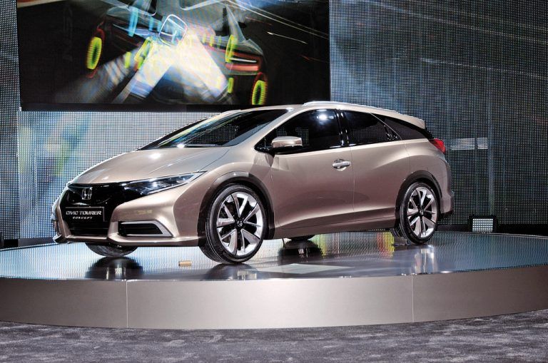 Honda kehrt mit dem Civic Wagon Concept ins kompakte Kombi-Segment zurück.