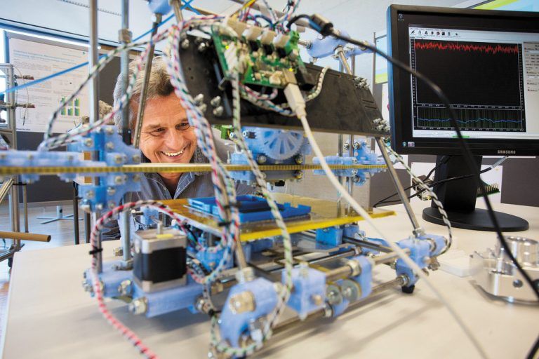 Im Herbst startet der neue Bachelor-Studiengang Elektrotechnik Dual an der FH Vorarlberg. VN/Hartinger