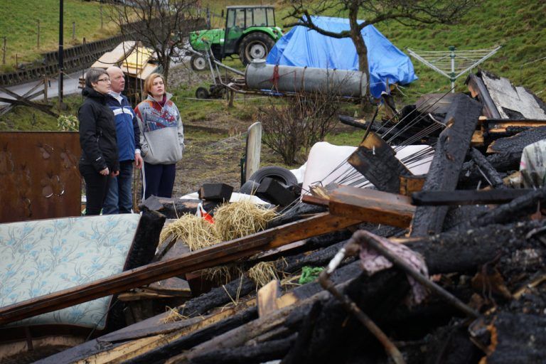 Immer noch ist die Familie Hammerer entsetzt darüber, was am 10. Februar passierte. Das Haus wurde zur Gänze ein Raub der Flammen.