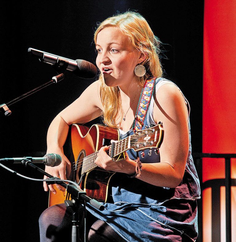 Jana Kuhlmann singt seit ihrer Kindheit. Mit 14 hatte sie ihren ersten Auftritt vor Publikum. Foto: miro