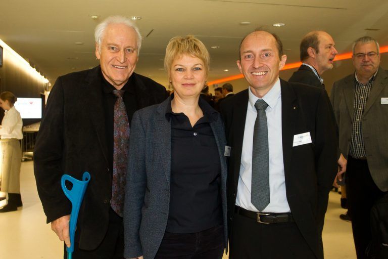 Komm.-Rat Heinz Hämmerle (l.), Sabine Alge und Autohausbetreiber Ernst Ellensohn.