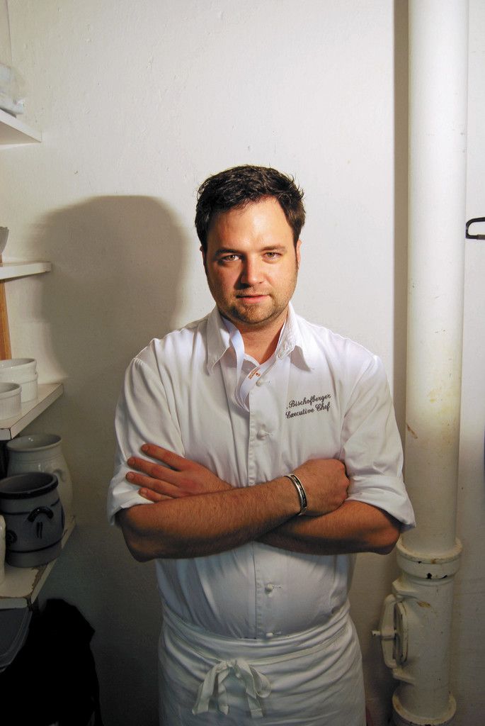Küchenchef Gernot Bischofberger ist bereit: Beim Weltwirtschaftsforum verköstigen er und sein Team 3000 Gäste pro Tag.  Foto: privat