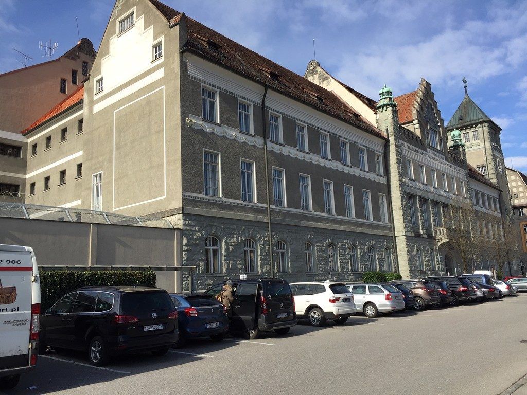 Stuckateur vor dem Insolvenzrichter