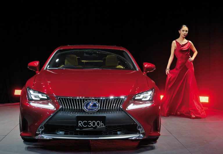 Lexus zeigt das Sportcoupé RC.