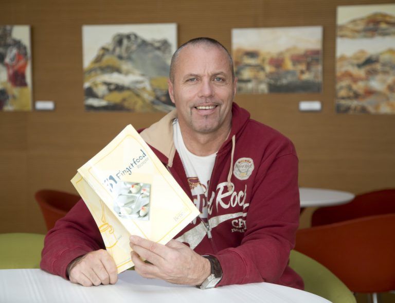Liebe zum Detail kennzeichnet das Kochbuch von Ingo Kremmel und seiner Küchenbrigade.  Foto: VN/Paulitsch