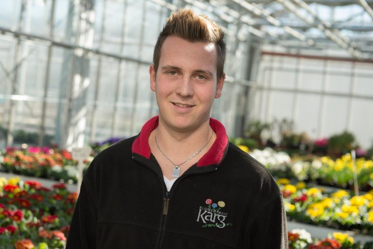Lucas Keiler, Gärtner im 3. Lj. Einen Bürojob könnte ich mir niemals vorstellen. Ich brauche den Umgang mit Pflanzen und der Natur. Außerdem haben wir ein feines Team.