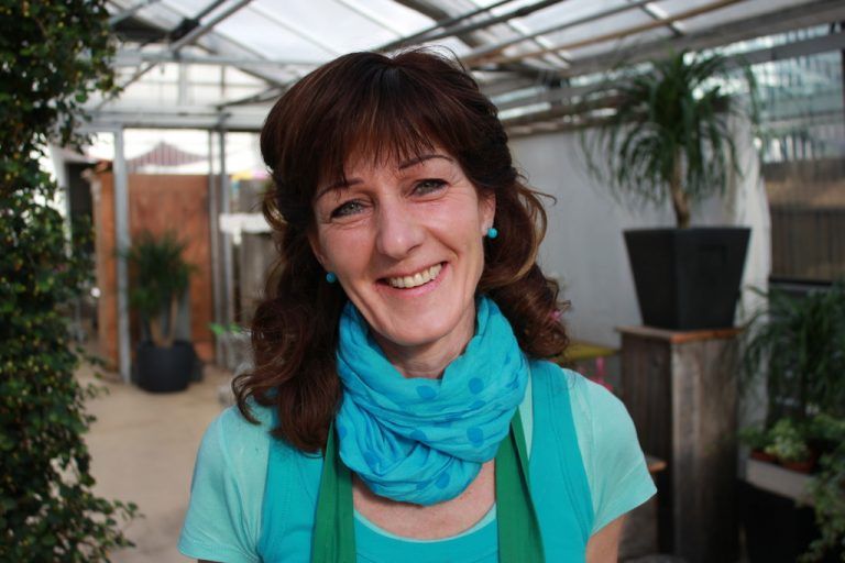 Lucia Klinger Floristin, Vandans Ich mache meinen Beruf gerne, weil ich die Kreativität liebe und mir der Kundenkontakt wichtig ist. Es entwickeln sich sogar Freundschaften mit den Kunden.  