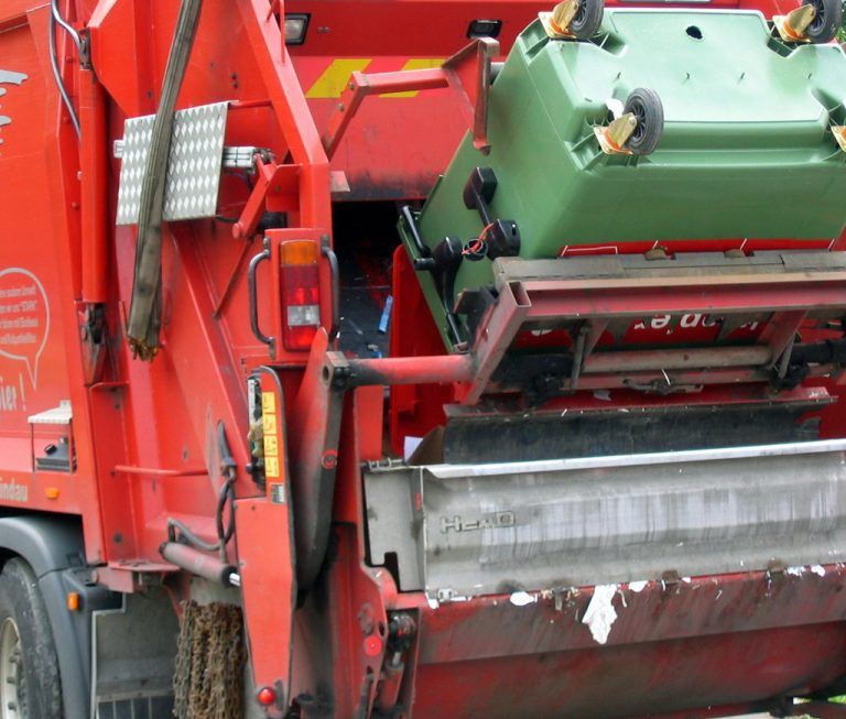 Machen auch nicht mehr Müll als Haushalte. Ein-Personen-Unternehmen mit Büro in der Wohnung. Foto: VN
