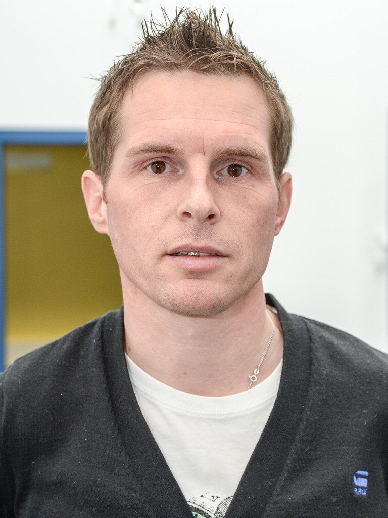 Manfred EllensohnVerkaufIch bin für den Schweizer Markt zuständig. Vom Anfang bis zum Schluss bin ich Ansprechpartner für unsere Kundschaft.