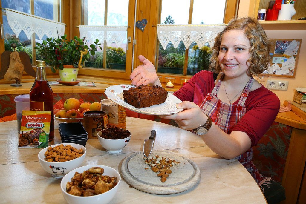 In der Klostertaler  Weihnachtsbäckerei
