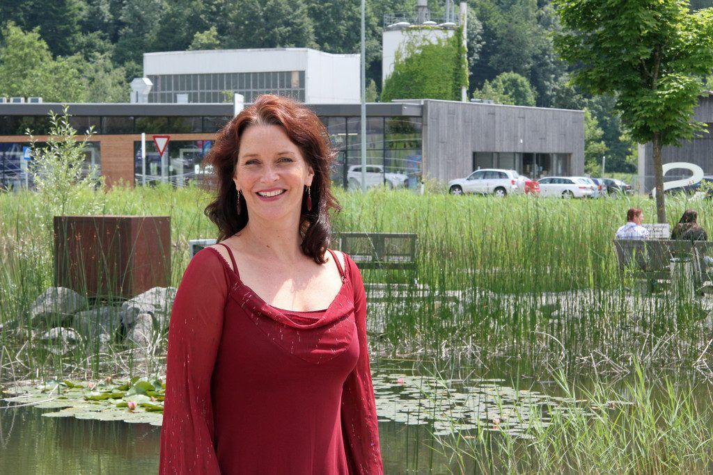 Musicaldarstellerin Maya Hakvoort tritt demnächst auf der Seebühne auf.