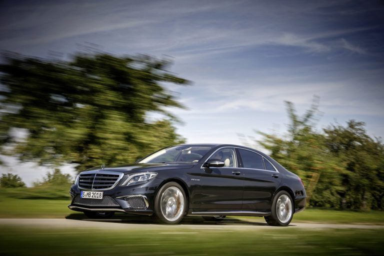 Mercedes-Benz S 65 AMG: 630 PS sorgen für standesgemäßen Vortrieb. Von 0 auf 100 beschleunigt die Limousine in 4,3 Sekunden. Foto: Werk