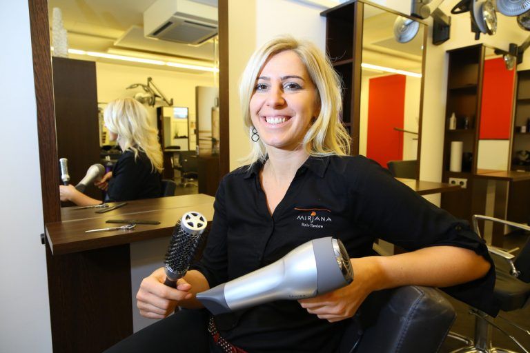 Mirjana Mesarek legt Wert auf Weiterbildung und ein familiäres Klima. Fotos: VN/Hofmeister