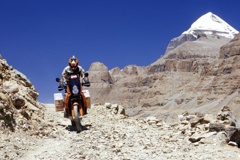Mit seiner neuesten Film- und Diashow „300.000 Kilometer Abenteuer pur“ präsentiert der Abenteurer Joe Pichler seinen bisher persönlichsten Vortrag. Es ist die Story eines großen Abenteurers, das 1984 beginnt und bis in die Gegenwart führt. foto: pichler