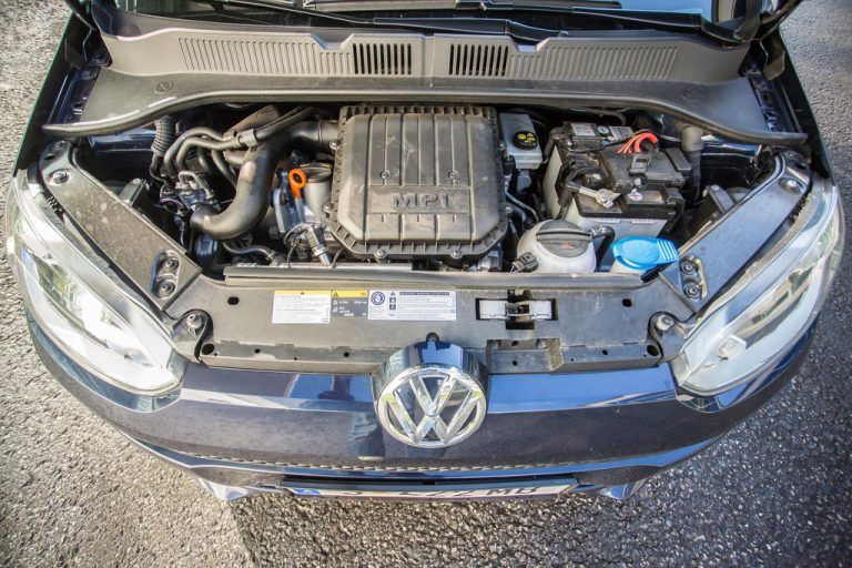 Negativ: relativ teuer, der Motor ist bei Erdgasantrieb deutlich durchzugsschwächer als mit Benzin.