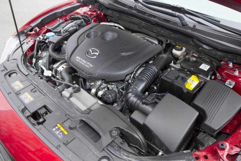 Positiv: drehfreudiger und gleichzeitig sparsamer Turbodiesel, agiles Fahrwerk, solide Verarbeitung, ordentlich Platz.