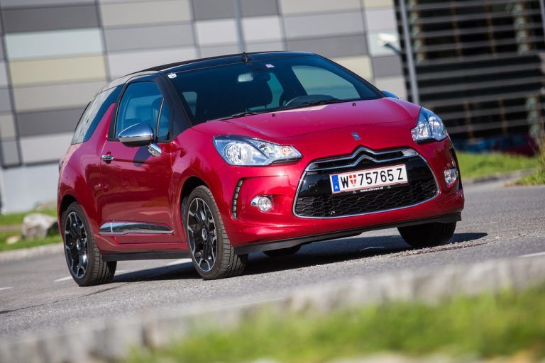 Positiv: gelungene Optik, toller Motor und angemessener Preis – das DS3 Cabrio kann schon was.