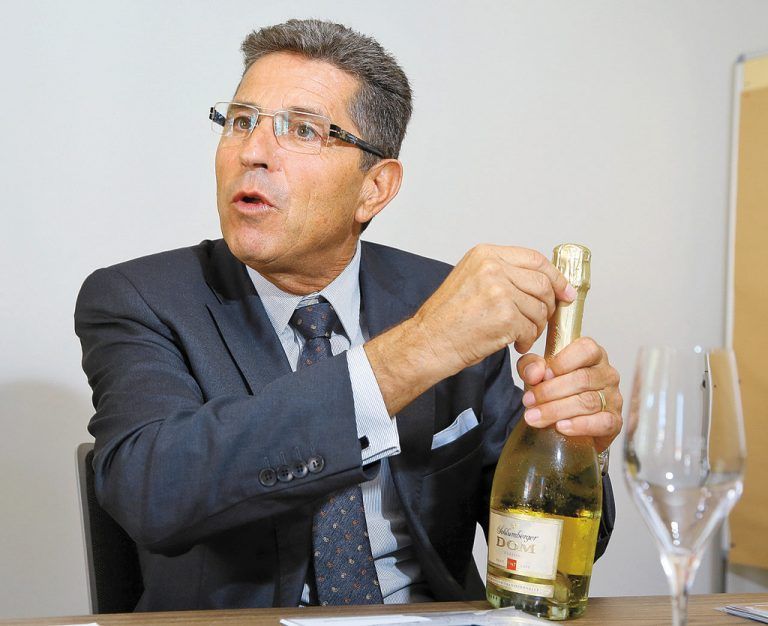 Schlumberger-Chef Kranebitter: „Beim Sekt gibt es keinen Produktpatriotismus. Dabei können wir uns mit den Besten messen.“ Foto: VN/Hofmeister