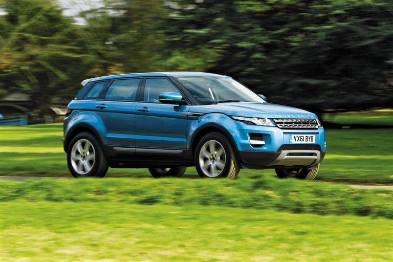 Seit dem Vorjahr bietet Land Rover die Stil-Ikone Range Rover Evoque auch in einer – nicht minder eleganten – Vorderradantriebs-Variante an.