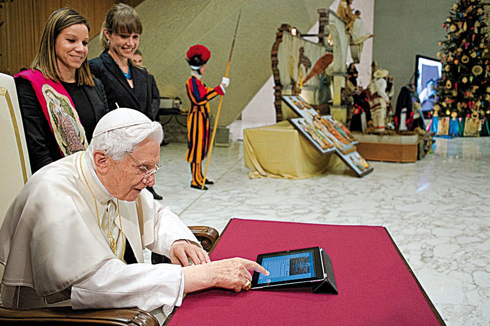 Auch der Papst „zwitschert“