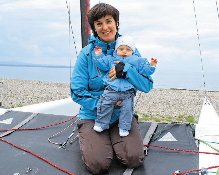 Sohn Moritz ist immer dabei, wenn Nicole Salzmann ihrem Hobby, dem Segeln, frönt. Foto: thüringer
