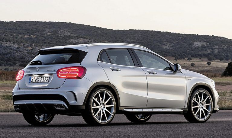 Sportler im Offroad-Look: GLA 45 AMG mit 360 PS Leistung. Preise sind noch offen.