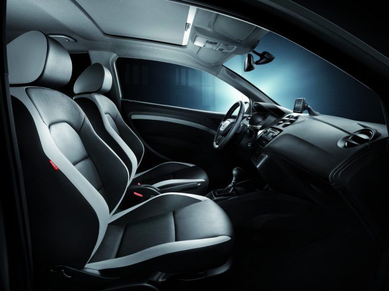 Sportlich eingerichtetes Cupra-Cockpit.