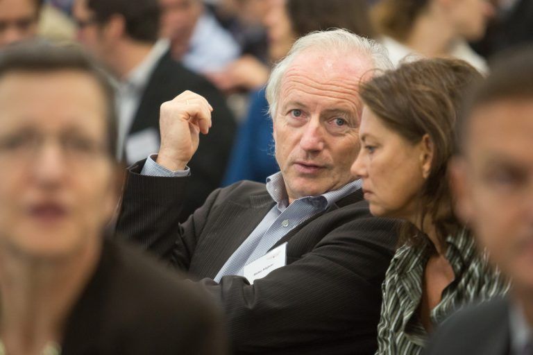 Stefan Allgäuer bei Hintes Vortrag: Suchen seit über zehn Jahren neue Regeln. Foto: VN/Steurer