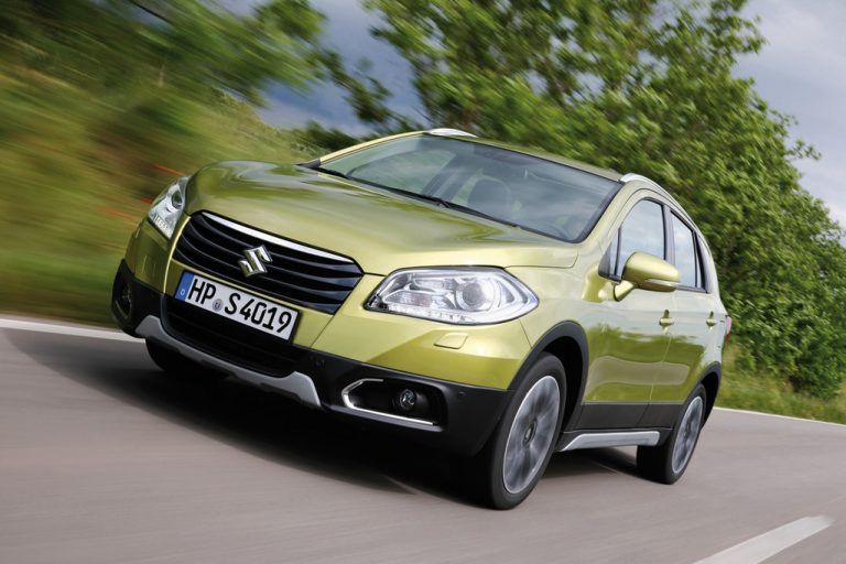 Suzuki SX4 S-Cross wurde kürzlich neu in den Markt eingeführt.