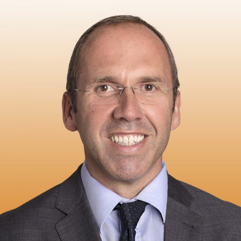 . . . Thomas Moser die Doppelspitze am Standort in der Türkei.