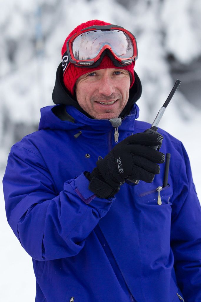 Tom Kuster organisiert seit 1996 die Freeride-Safety-Camps für Skifahrer und Snowboarder. Foto: vn/Steurer