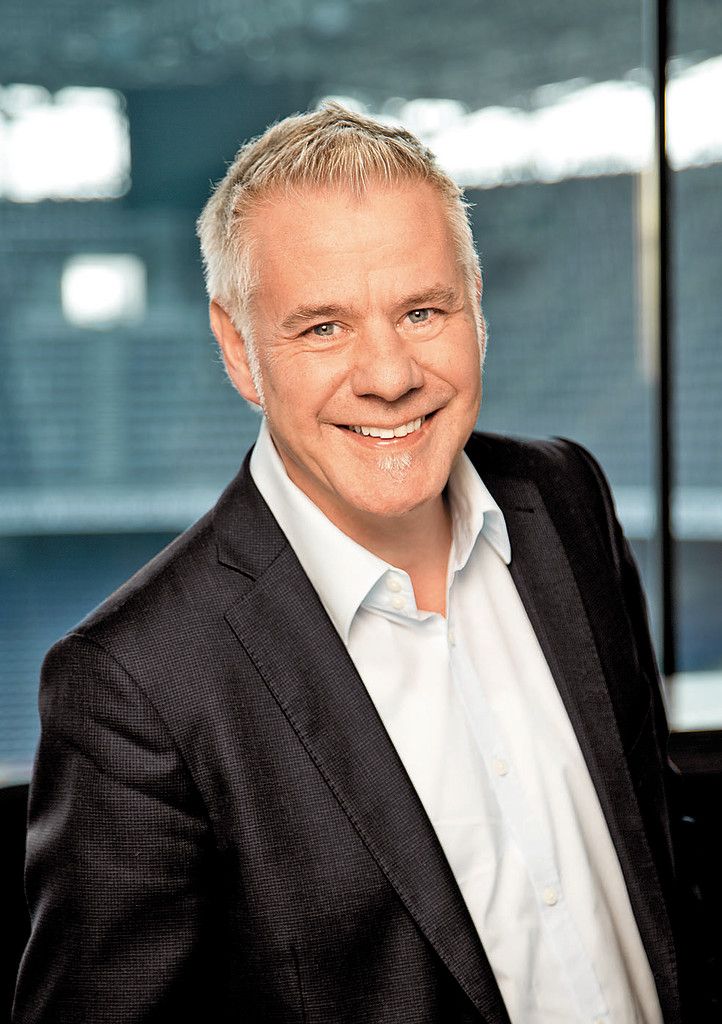 Vision, Vorbild, Verantwortung und Vertrauen. Durch diese Art des Führens erfahren Mitarbeitende Wertschätzung.