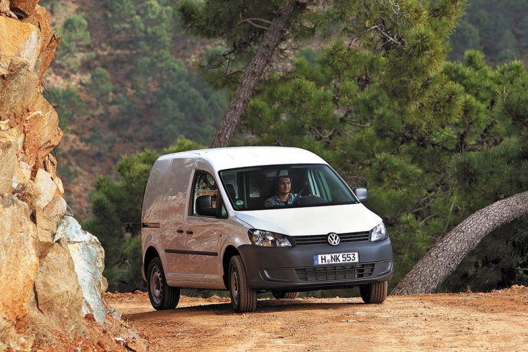 VW Caddy: Ist als gewerblicher Nützling und als familiengerechter Hochdach-Kombi einer der Topstars im Volkswagen-Konzern.