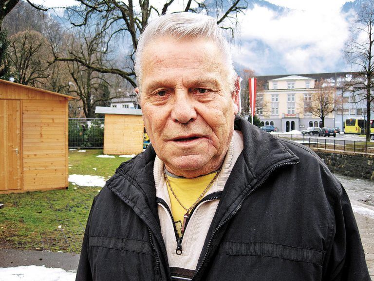 Wilhelm Koller,69, Hohenems.Diese Weltuntergangsstimmung ist ein absoluter Blödsinn. Man hat schon oft gesagt, dass die Welt untergehen würde. Was ich allerdings schon glaube, ist, dass die Welt vom Mond abhängig ist. Ich kann mir vorstellen, dass die Hälfte der Leute an den Weltuntergang glaubt und auf die Prophezeiungen hereinfällt. Die Erde gibt es schon so lange, es wird sie auch mit Sicherheit noch einige Zeit geben. Würde die Welt untergehen, würde ich mit meiner Frau zum Abschluss eine Feier machen.
