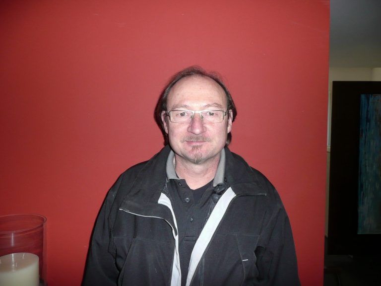 Wolfgang Roblek,InstallateurIch bin seit fast 40 Jahren Installateur, weil ich die Abwechslung sehr schätze. Unser Chef vertraut uns und lässt uns selbstständig arbeiten.