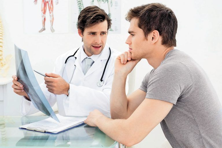 ZukunftssicherungZuwendungen des Dienstgebers für zukunftssichernde Maßnahmen seiner Dienstnehmer sind bis EUR 300 (pro Jahr und Dienstnehmer) lohnsteuer- und sozialversicherungsfrei. Voraussetzung ist, dass sie für alle Dienstnehmer oder für bestimmte Gruppen von Dienstnehmern geleistet werden. Dazu gehören beispielsweise die Prämien für Lebens-, Unfall oder Krankenversicherungen.