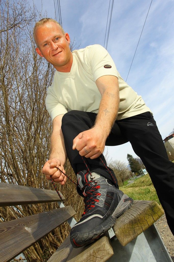 1200 Kilometer liegen vor Harald Kaufmann – für seine verstorbene Schwägerin absolviert er einen Spendenlauf. Foto: VN/Hofmeister