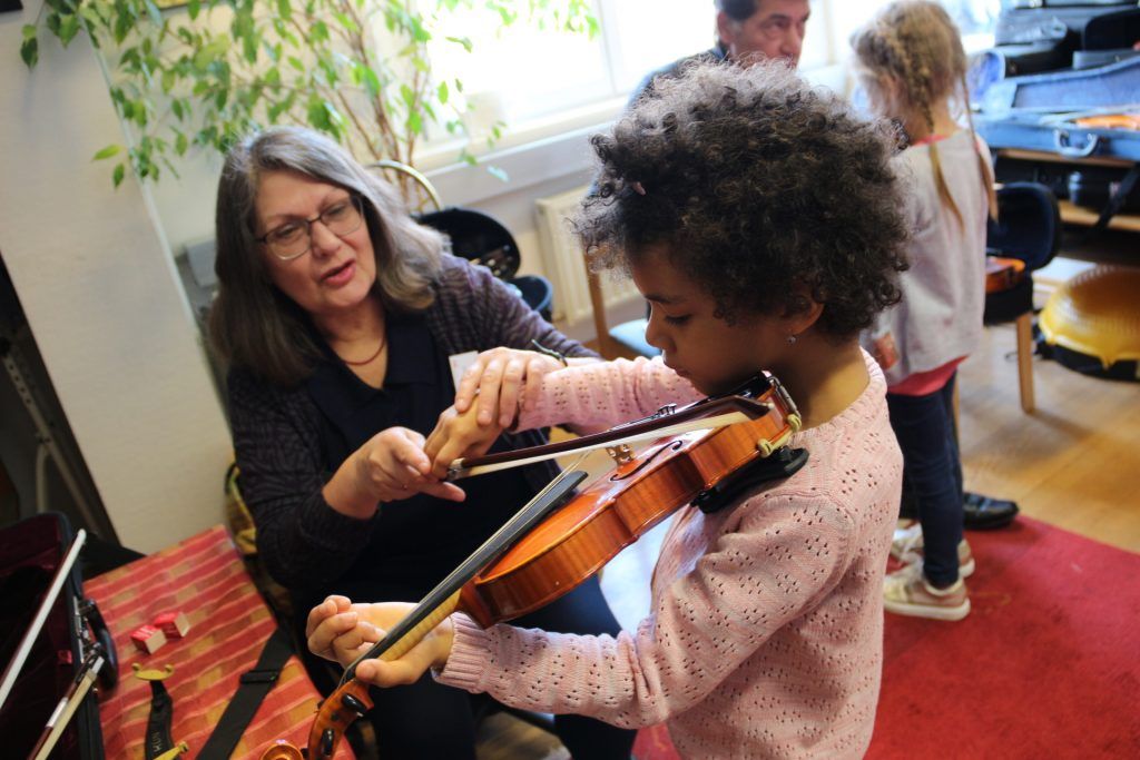 Neugierige Kinder stürmten Rheintalische Musikschule