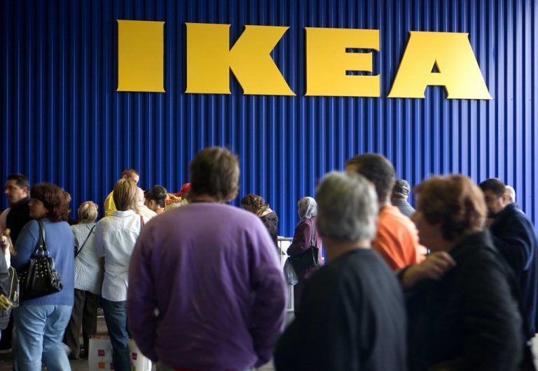 Bitte warten: Bevor die Verkehrssituation nicht geklärt ist, wird es in Vorarlberg keinen Ikea-Markt geben. Foto: Gmeiner