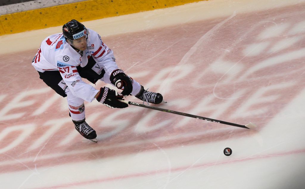 Eishockeystürmer Manuel Ganahl ist um eine  Erfahrung reicher