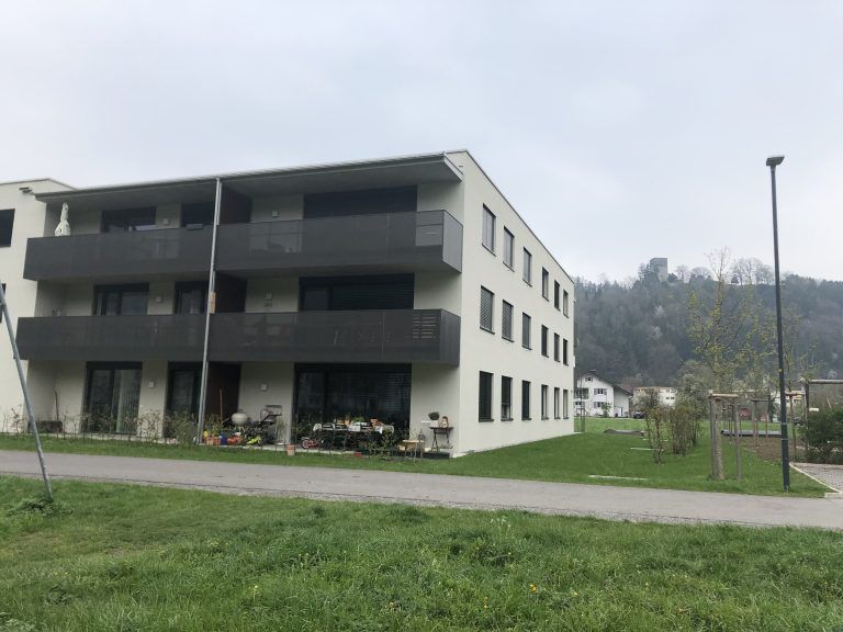 Die Vogewosi-Wohnanlage in Tosters wurde als Best-Variante aus 60.000 möglichen Varianten ermittelt und gebaut. Die Verbrauchszahlen im Betrieb sind erfreulich. VN/SchweigkofleR