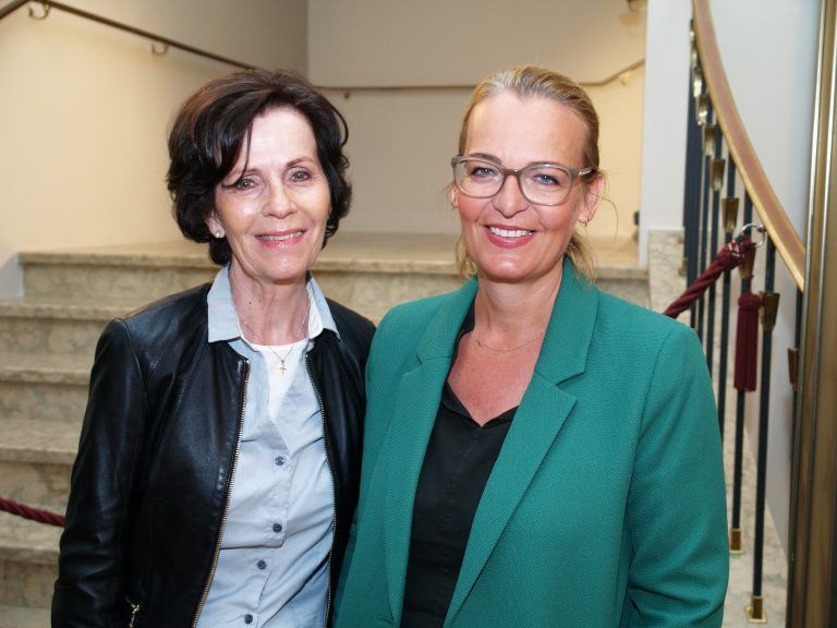 Gabi Rauch und Bettina Flatz.