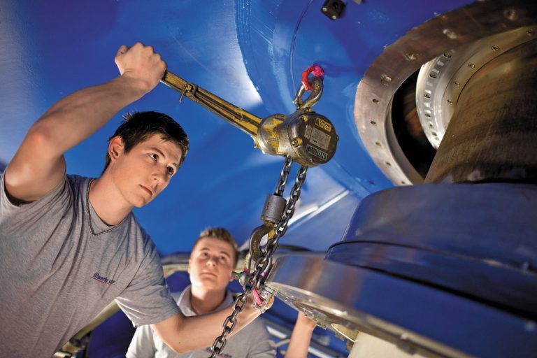 Ab September 2015 bilden die Vorarlberger Illwerke AG, die Vorarlberger Kraftwerke AG und die Vorarlberger Energienetze GmbH Jugendliche in insgesamt vier Lehrberufen aus.