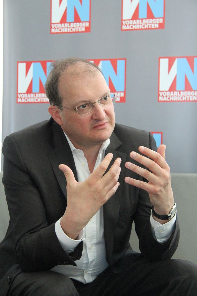 Alexander Herzog und die Pläne der SVA.  Foto: VOL.AT/Rauch  