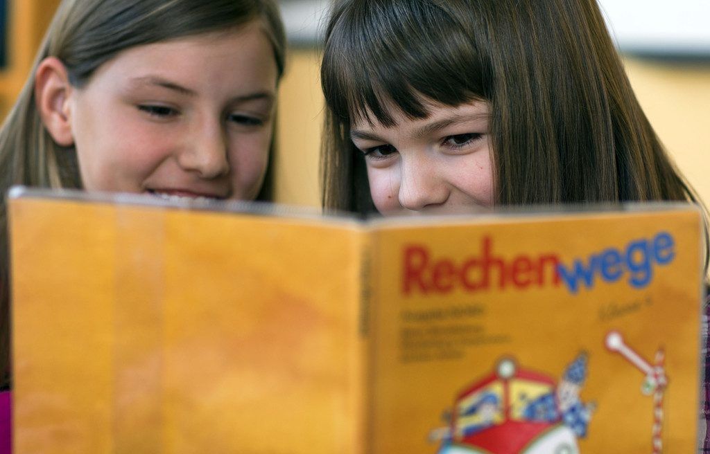 Lehrer, Eltern, Schüler, Wirtschaft: Alle verlangen von Schwarz-Grün deutliche Reformen.
